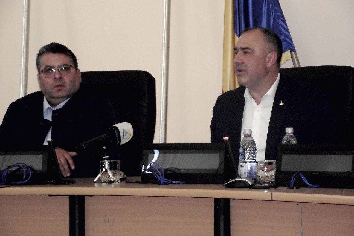 Lucrările de asfaltare pe cele 47 de străzi din Bistrița, finalizate! Anul viitor urmează alte 50! În total, lucrările se cifrează la circa 2,7 milioane de euro