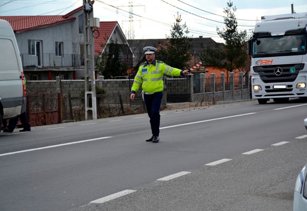 Amplă acţiune în trafic. Șase şoferi au rămas fără permis în doar câteva ore, în vreme ce alții s-au ales cu amenzi