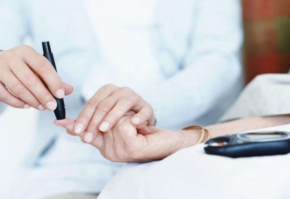 De Ziua Mondială a Diabetului, la Policlinica Bistrița se fac testări gratuite ale glicemiei