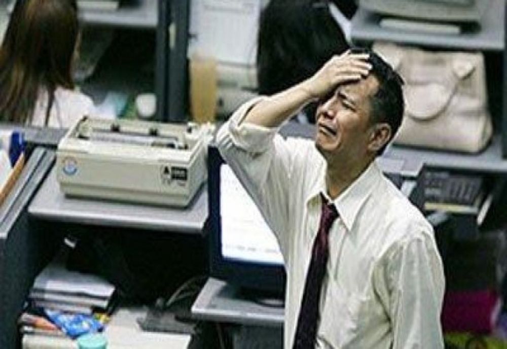 Unul din doi angajați români crede că 2019 a fost un an mai obositor și mai stresant profesional