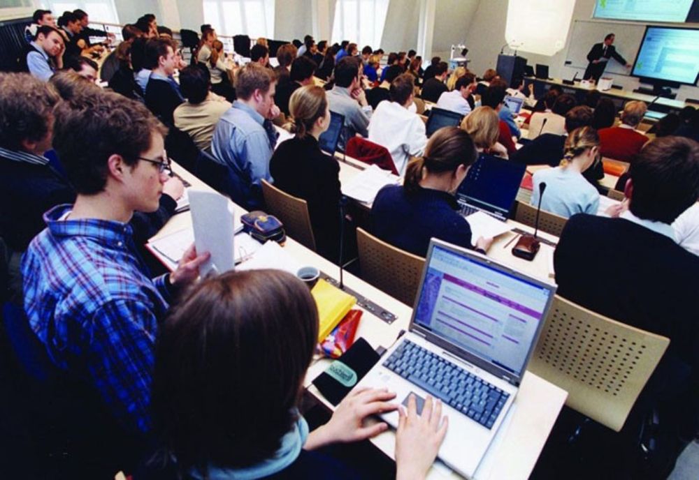 Job-uri pentru studenți pe perioada vacanței de vară, în Germania! Care sunt condițiile și până când se fac înscrierile