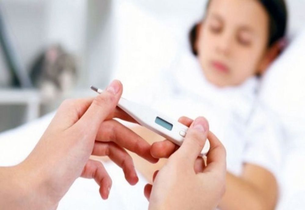 Încă un minor confirmat cu gripă, internat în Spitalul Județean Bistrița