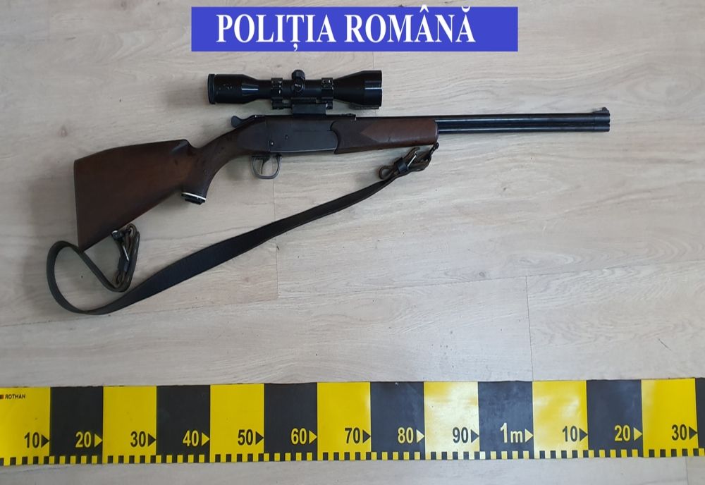 Tânăr din Bistrița-Năsăud, cu dosar penal pentru braconaj după ce a împușcat un mistreț