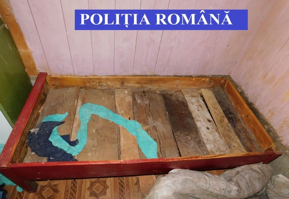 FOTO: Familie din Tureac, cercetată pentru lipsire de libertate! Și-au bătut joc de o persoană cu handicap. Nu sunt singurele infracțiuni comise