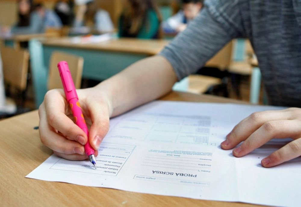 Evaluare Națională Bistrița-Năsăud: 114 elevi nu s-au prezentat la examen, cu 4 în plus față de prima probă