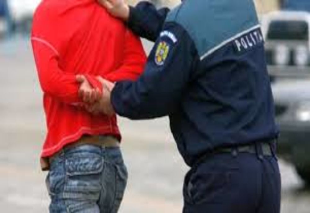 Scandal în Floreşti la un eveniment privat! Un tânăr din Năsăud a fost reţinut după ce a agresat un poliţist