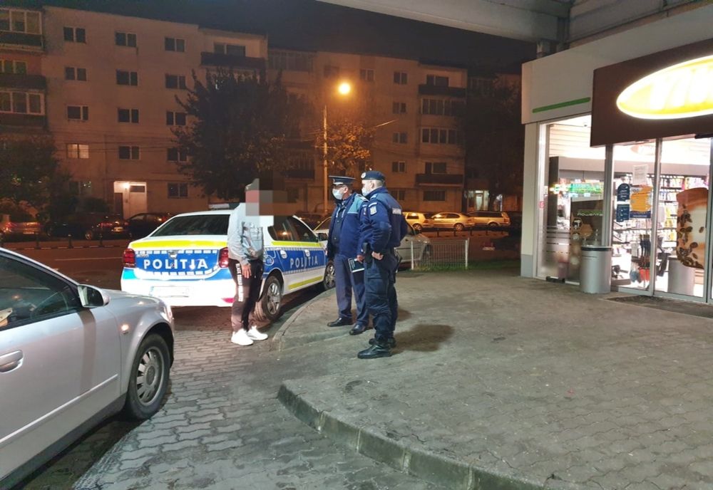 În vremuri cu restricții, la o cafea sau "una mică" după 11 noaptea