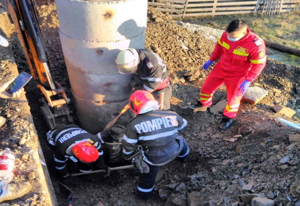 Bărbat din Colibița, suprins de un mal de pământ, a ajuns la spital