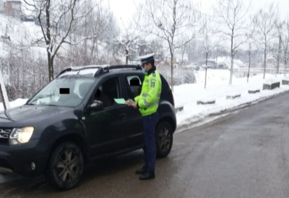 Peste 60 de amenzi în Bistrița-Năsăud pentru nepurtarea măștii de protecție sau nerespectarea restricțiilor de circulație! Ce a pățit o femeie care nu a respectat carantina