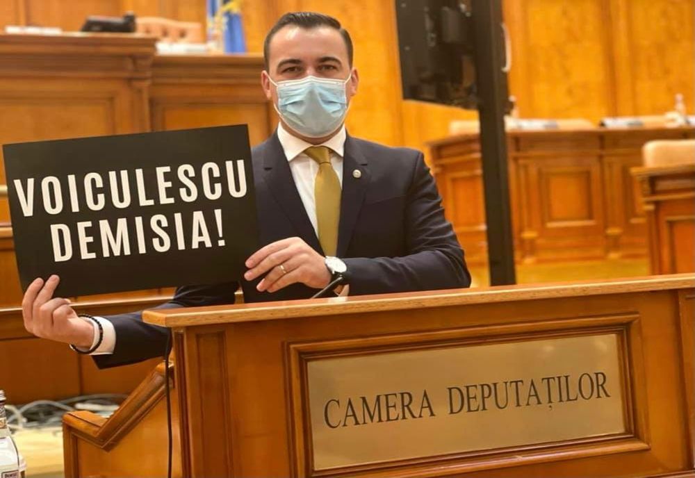Deputatul Bogdan Ivan îi cere ministrului Voiculescu demisia de onoare: Doar așa poți transmite un mesaj destul de puternic, pe măsura durerii familiilor