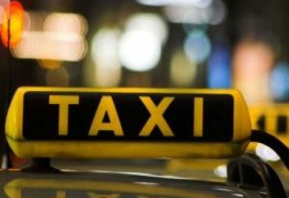 Tânăr din Năsăud, șoferul unui taximetru, arestat preventiv pentru tâlhărie calificată