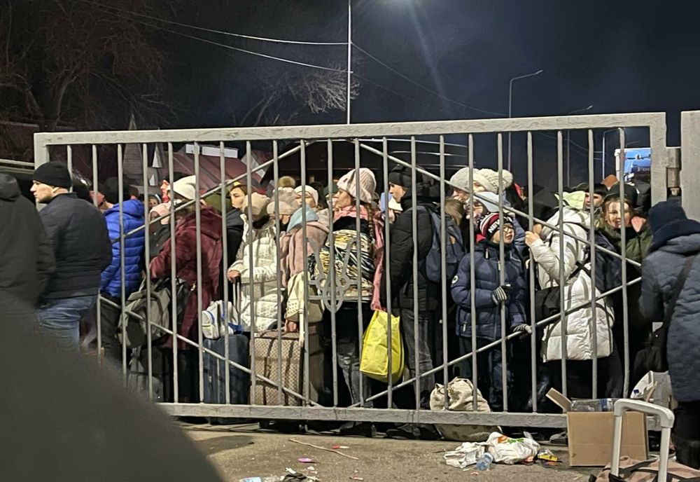 Bistrița-Năsăud, pregătit să ofere sprijin cetățenilor imigranți din Ucraina! A fost operaționalizat un număr de telefon în CJCCI BN