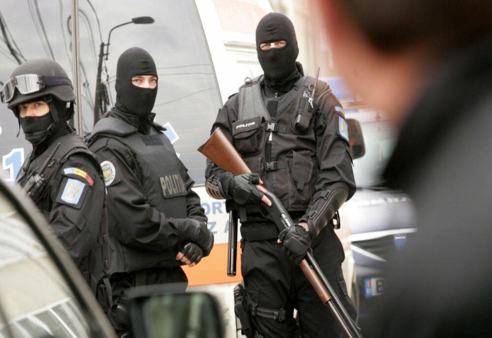 Percheziții în Bistrița! Membru la unei bande de hoți ce fură din locuințe, reținut