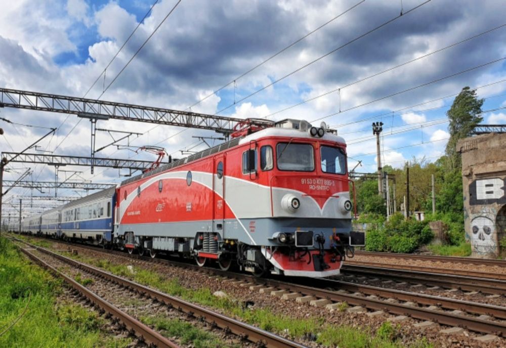 Anunț pentru călători! Se  scumpesc biletele de tren