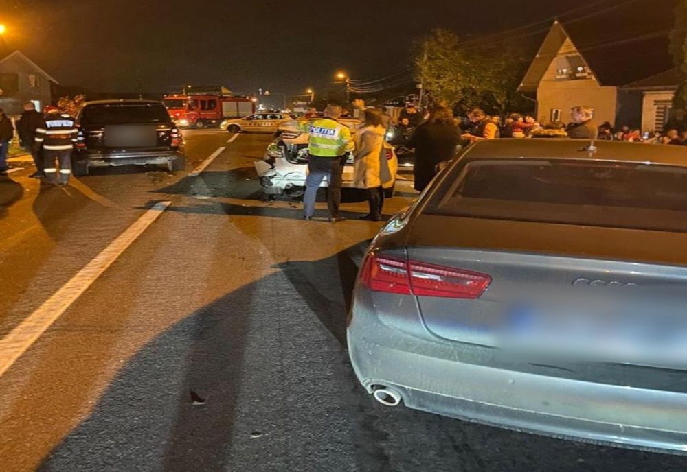 Carambol pe DN 17, în Livezile! Un bărbat a fost transportat la spital