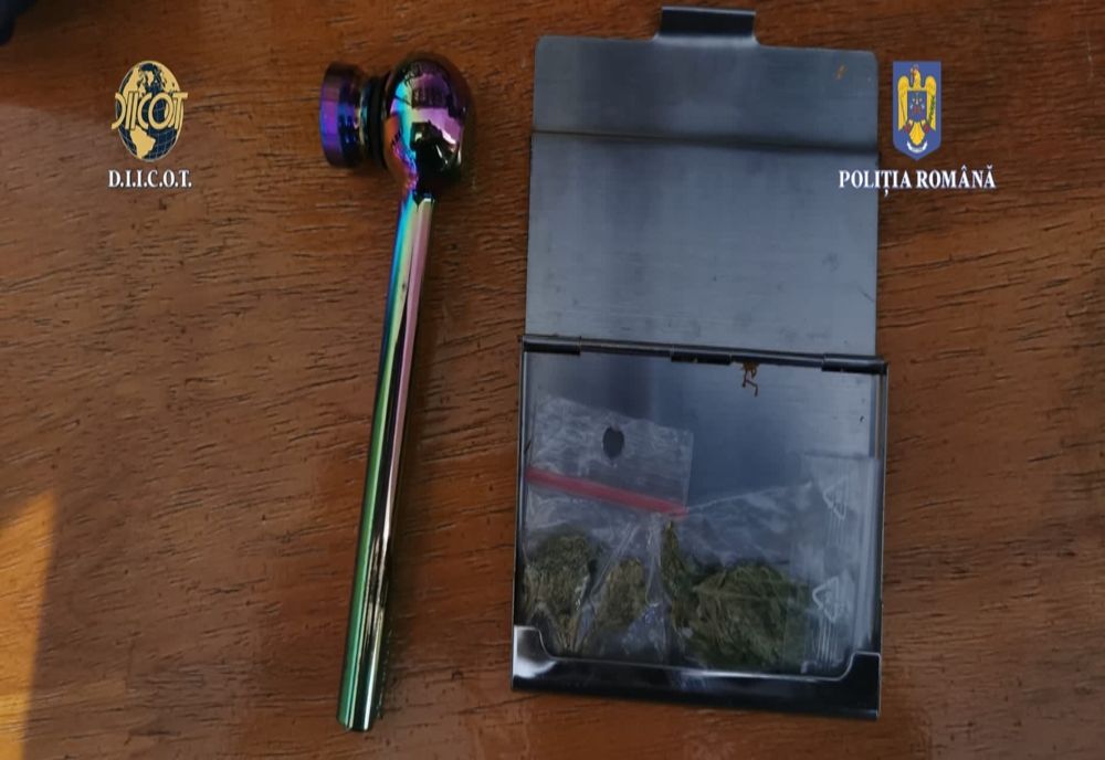 Tânăr din Năsăud, arestat preventiv pentru trafic de droguri