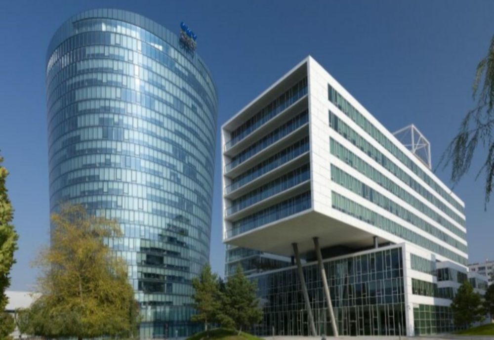 CARACATIȚA OMV ajunge în Rusia și mănâncă România - DOCUMENT-BOMBĂ cu legăturile dintre Petrom și Putin