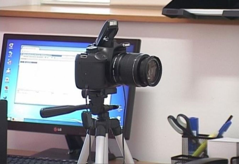 Cărţile electronice de identitate vor fi eliberate gratuit, în următorii cinci ani