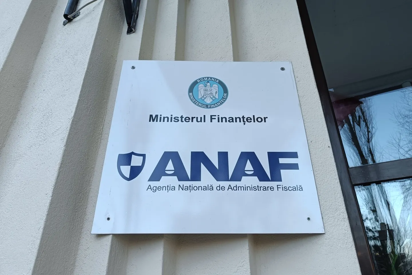 Angajații ANAF vor primi bonusuri în funcție de performanță din 2027