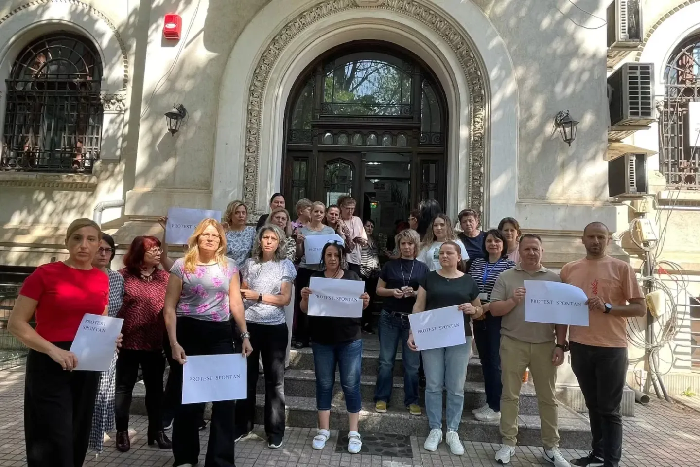 Proteste la ANAF. Ce nu le convine angajaților de la Fisc