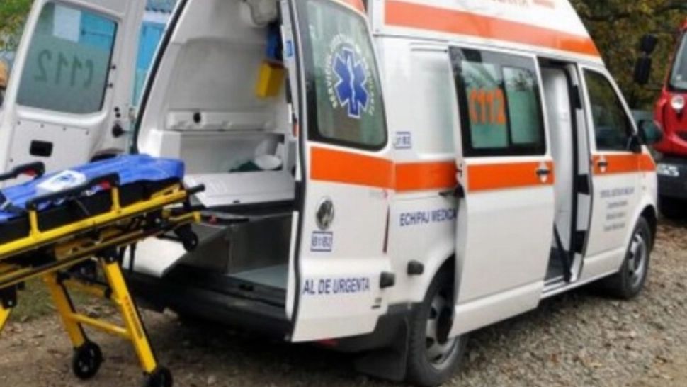 Bărbat mort după un accident pe scările rulante ale unui pasaj pietonal din Bistrița