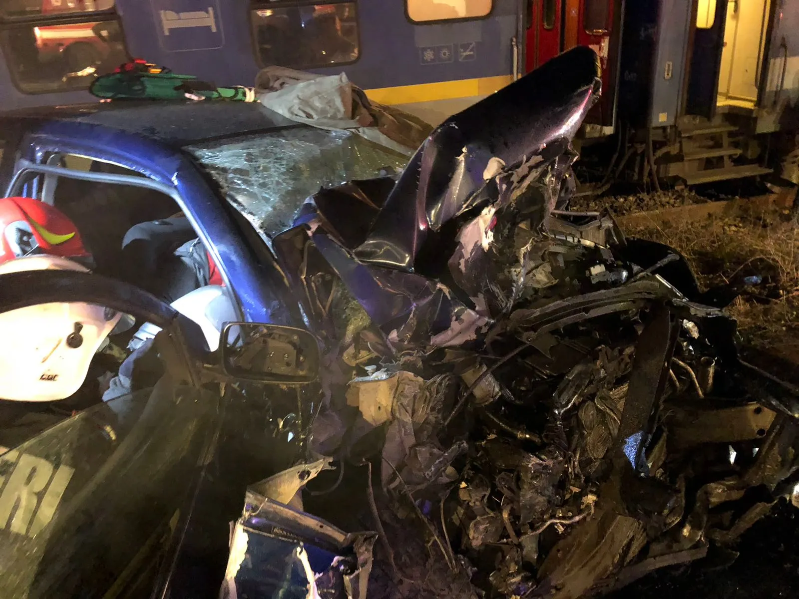 accident tren (2)