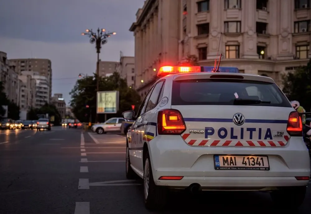 Șapte persoane, implicate într-un accident rutier produs pe raza localității Piatra din Bistrița-Năsăud