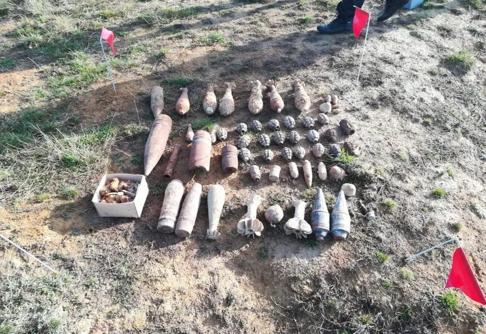 Peste 160 de elemente de muniție, distruse controlat de pirotehniștii bistrițeni (FOTO/VIDEO)