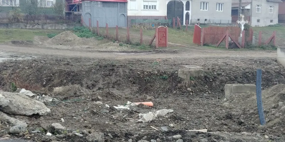 Cristina Iurișniți: În comuna Mărișelu, încă o imagine a lucrărilor făcute prin PNDL! Vi se pare profesionalism?