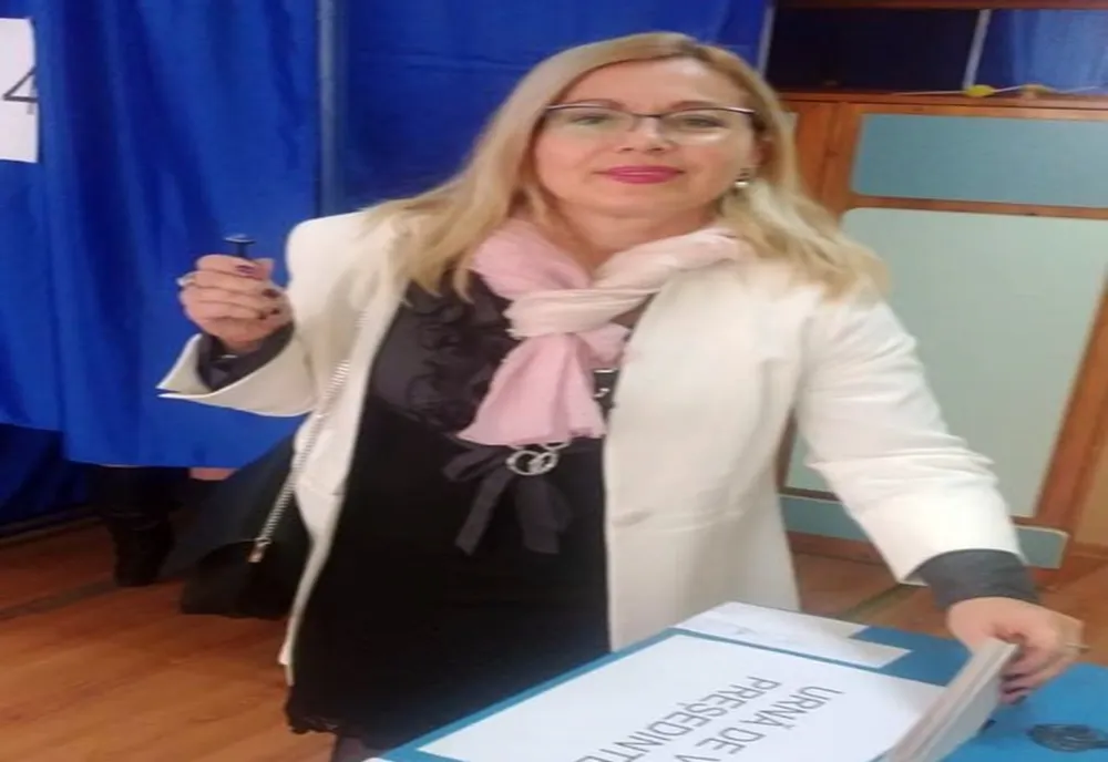 Deputata Iurișniți, după ce a fost amendată de BEJ: Dintr-o eroare tehnică si într-un moment de "euforie" am făcut și public acest lucru! Regret și îmi cer scuze public pentru această greșeală