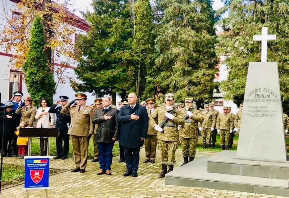 Eroii căzuți la datorie în teatrele de operații, comemorați de Ziua Veteranilor (FOTO)