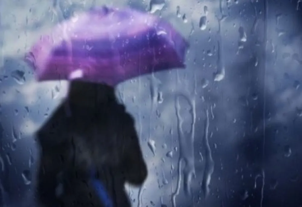 Primele zile ale lunii mai vin cu vreme rea! Avertizare meteo de ploi și vijelii