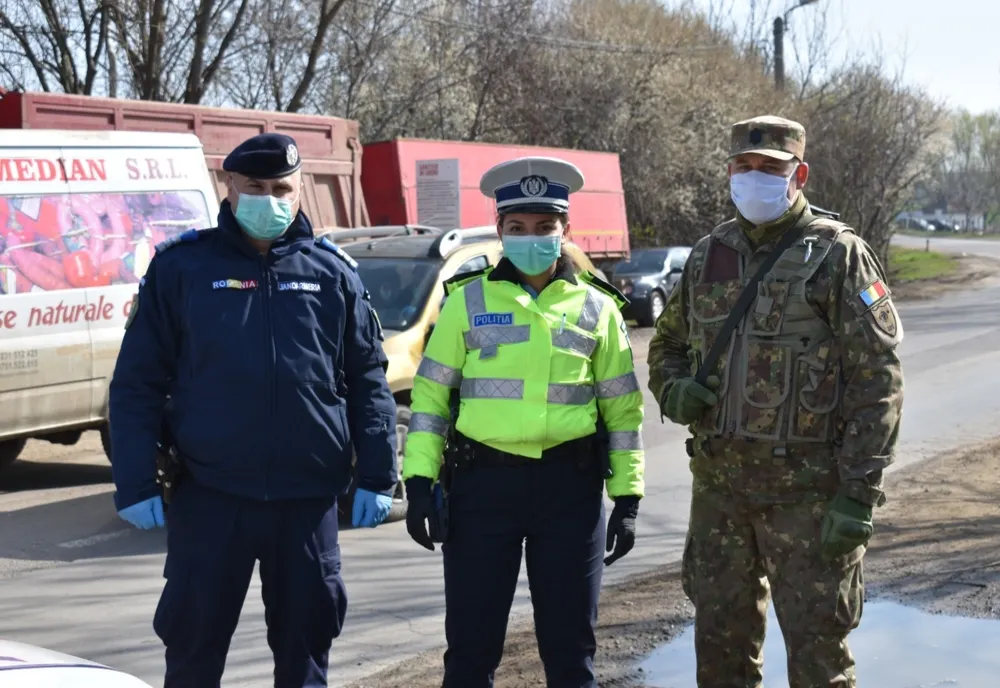 O persoană din Bistrița-Năsăud, dusă în carantină forțată și amendată! Amenzi de peste 300.000 lei pentru cei care nu respectă restricțiile de circulație