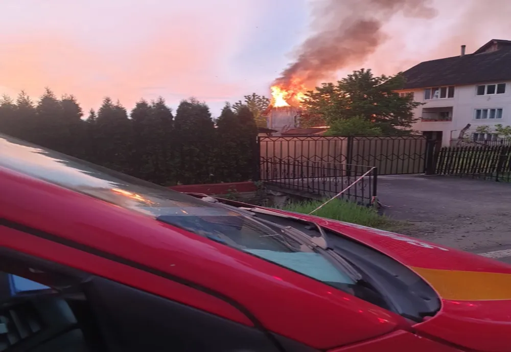 Incendiu puternic la Năsăud