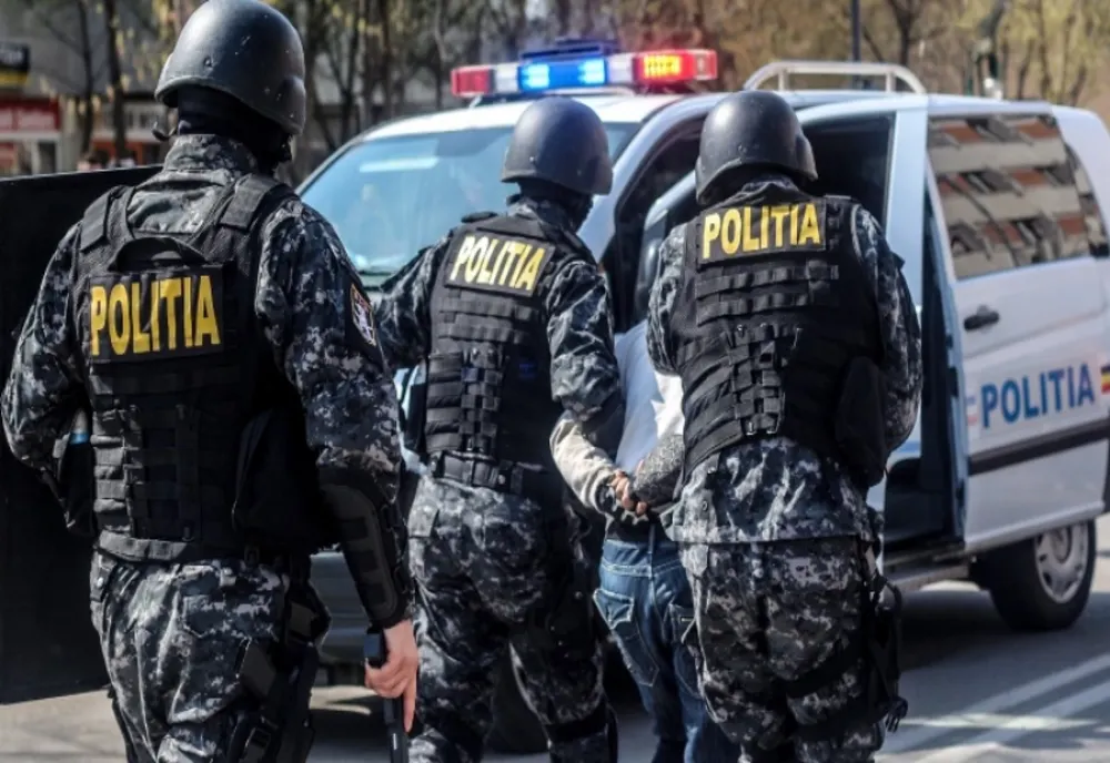 Percheziții în 67 de locații din Bistrița-Năsăud, București și alte trei județe, efectuate de procurorii DNA Suceava, în trei dosare de corupție și spălare de bani