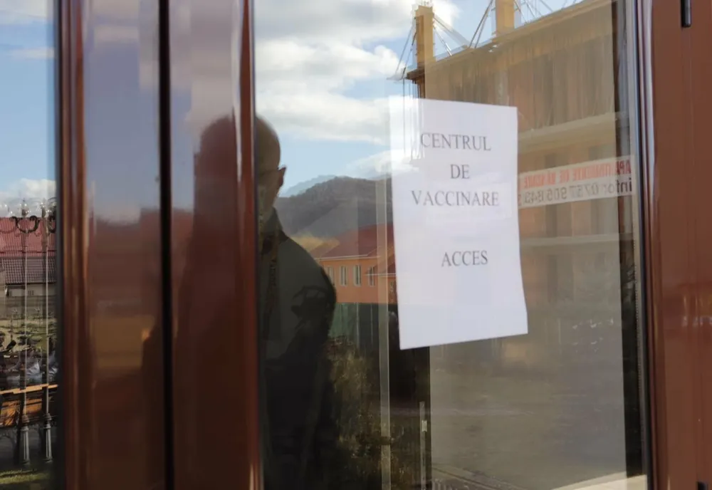 A început activitatea de vaccinare în două noi centre din Bistrița-Năsăud