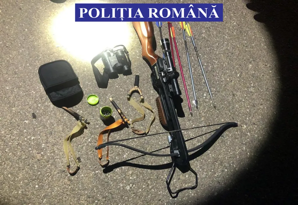 Doi tineri din Bistrița-Năsăud, bănuiți de braconaj