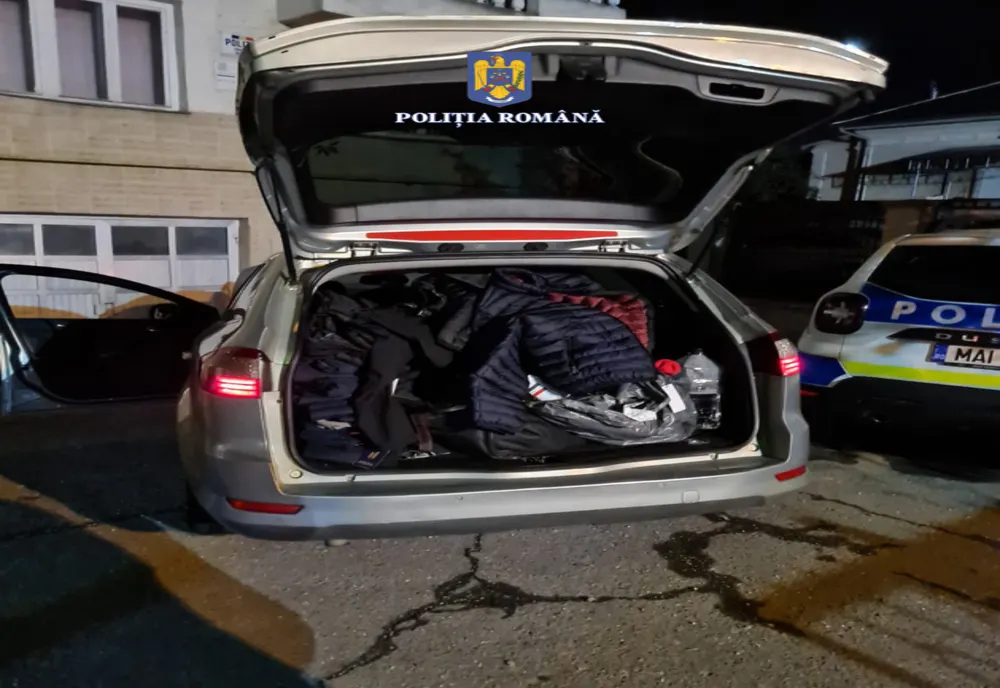 Ialomițean, prins de polițiștii bistrițeni cu haine contrafăcute