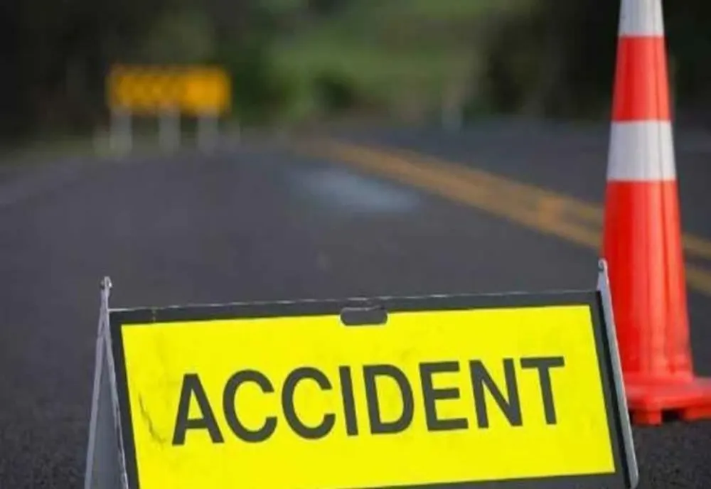 Accident pe DN 17D, între Feldru și Nepos! Două persoane, la spital