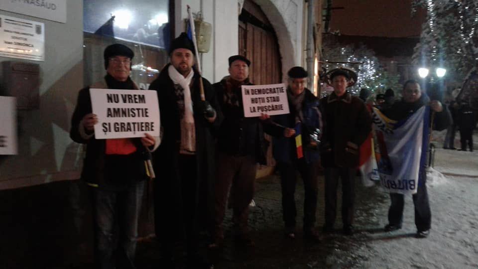 48388064_826372204360842_8418294264194138112_n