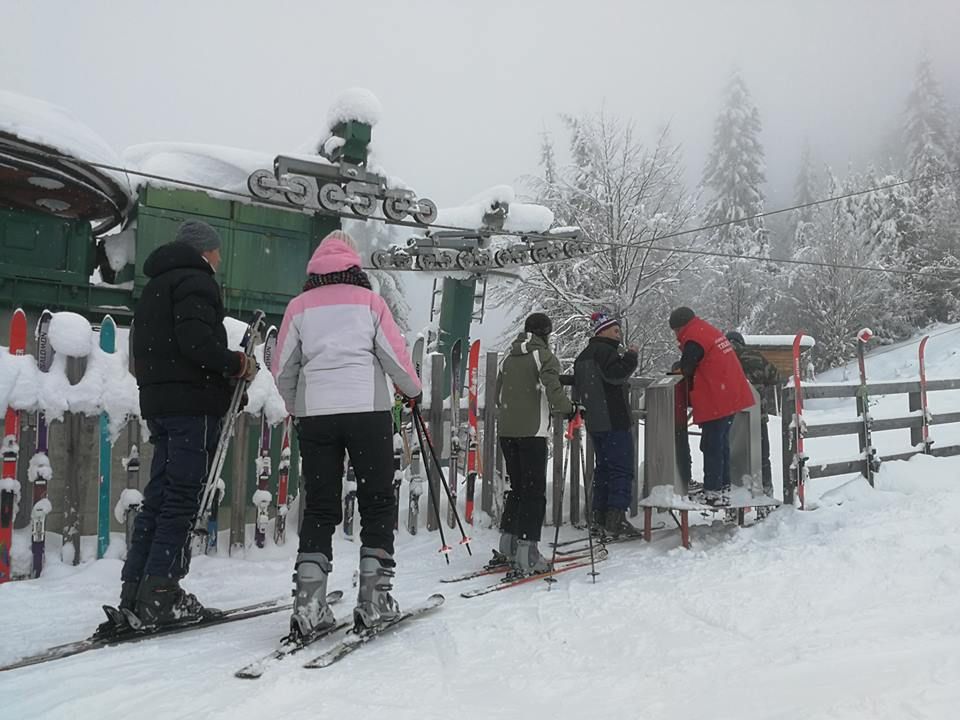 49635142_2297129170519581_1473608875599986688_n