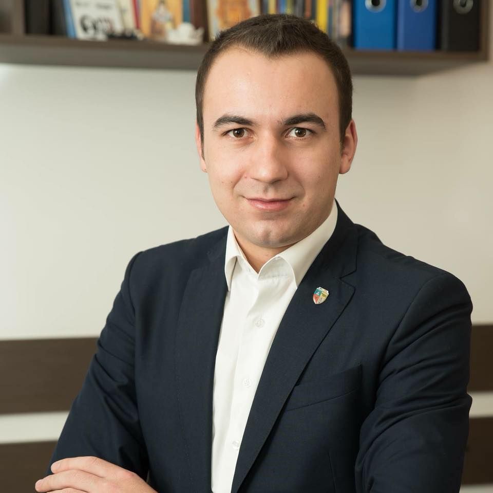 27971916_1859179700761081_7226228666788332446_n