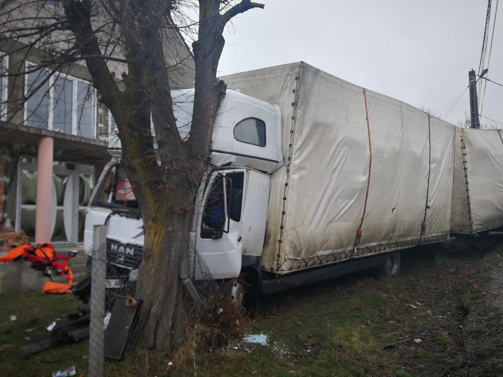 275475a6-3c04-4a3f-a059-13d0d66d9f87