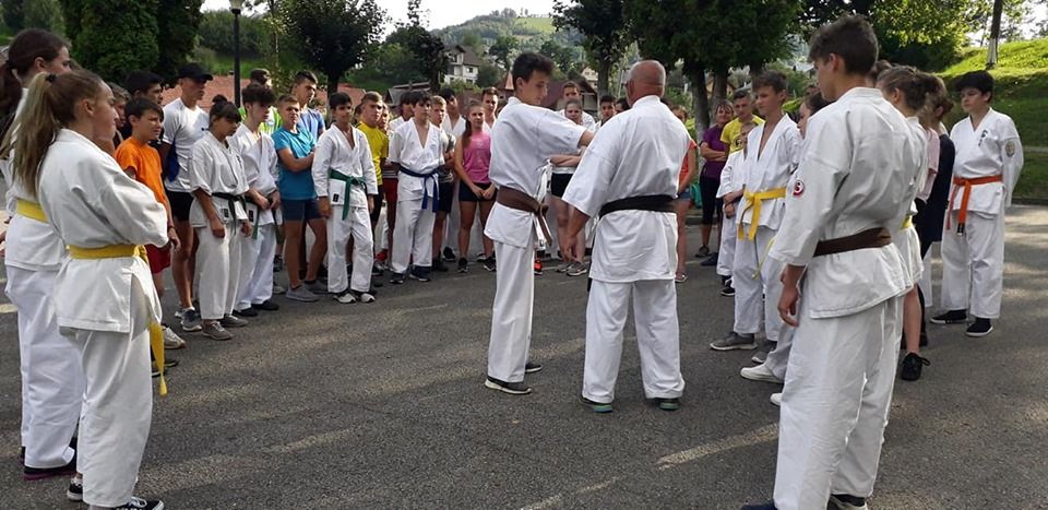 67975364_2297790770289528_4329856852943699968_n