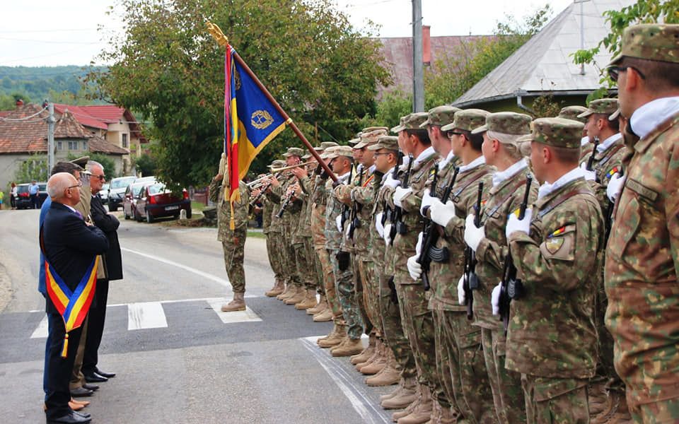 70089474_2429718697063748_3659530642653184000_n