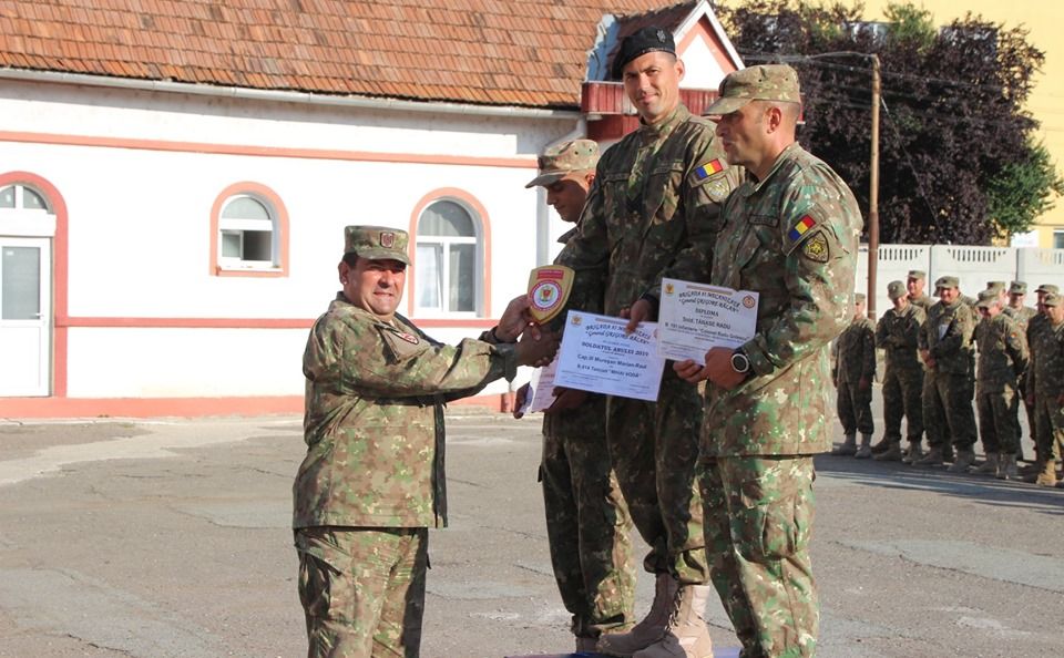 70248631_2414464241922527_4042606390760439808_n