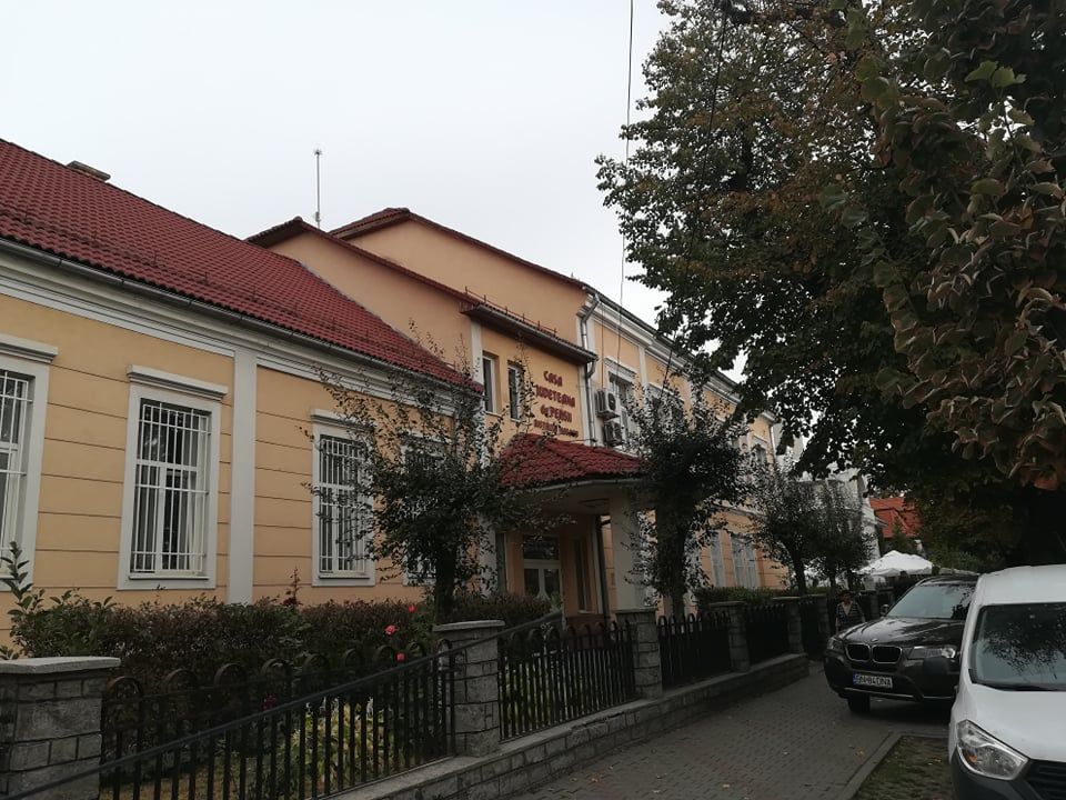 71208504_764561113973515_6538722485615984640_n