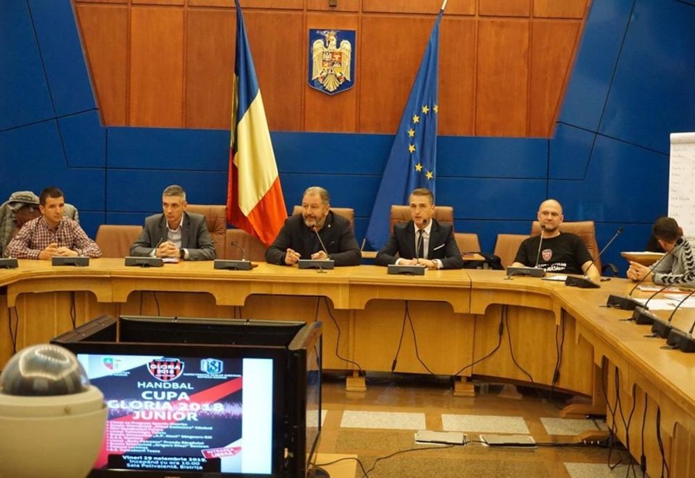 Prima ediție a proiectului ”Gloria Junior”, în linie dreaptă