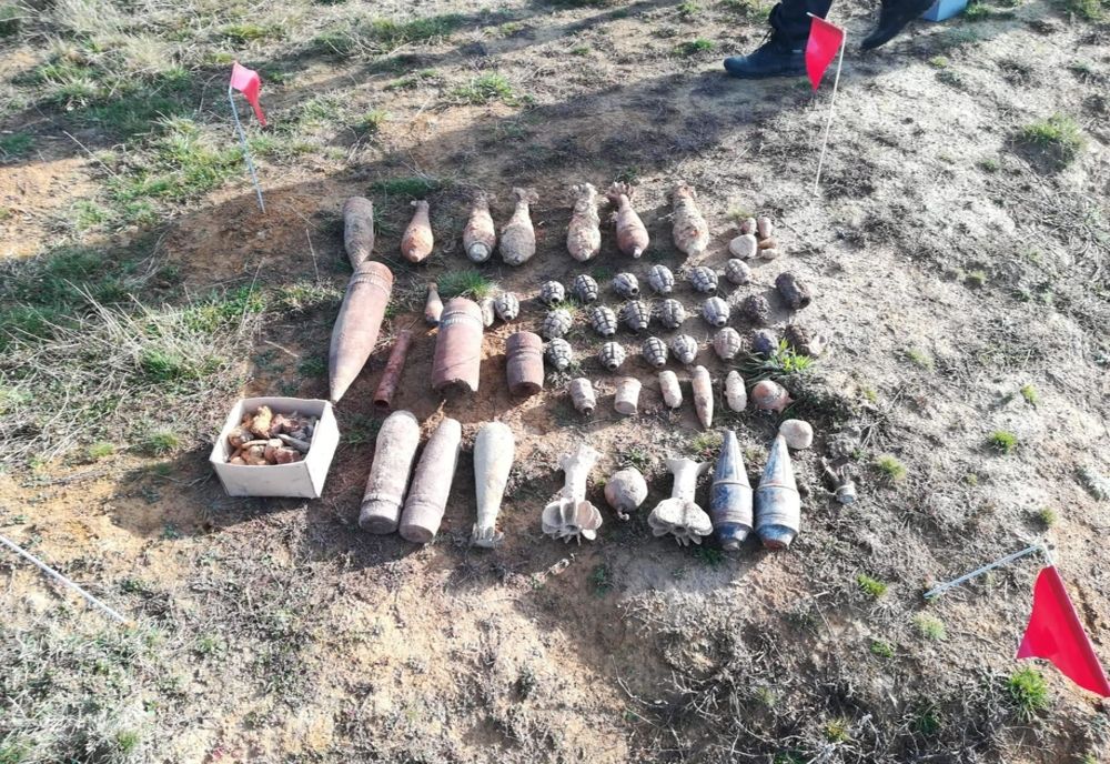 Peste 160 de elemente de muniție, distruse controlat de pirotehniștii bistrițeni (FOTO/VIDEO)