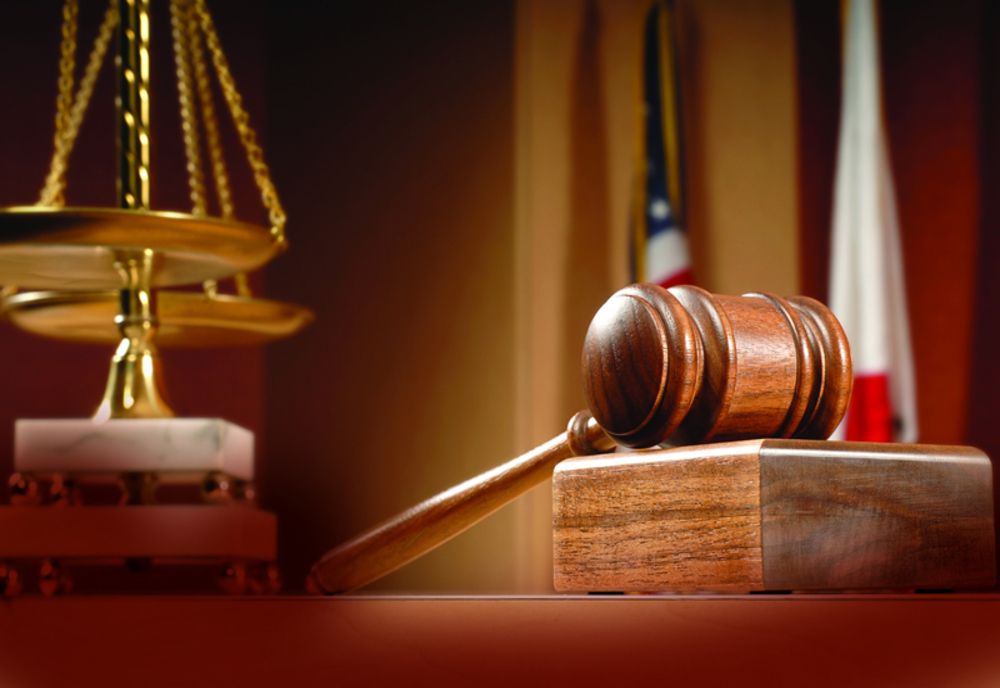 Agresorul unui tânăr din Bistrița Bîrgăului, trimis în judecată pentru tentativă la omor calificat! Victima a fost lovită de mai multe ori cu un cuțit, pumnii și picioarele, într-un bar